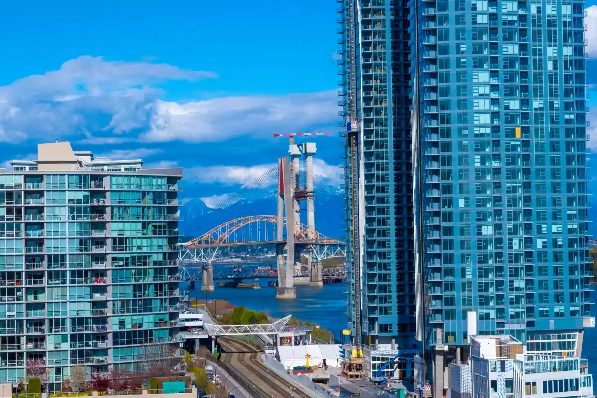 Entry Foyer Photo of 1509 908 Quayside Drive, New Westminster, BC