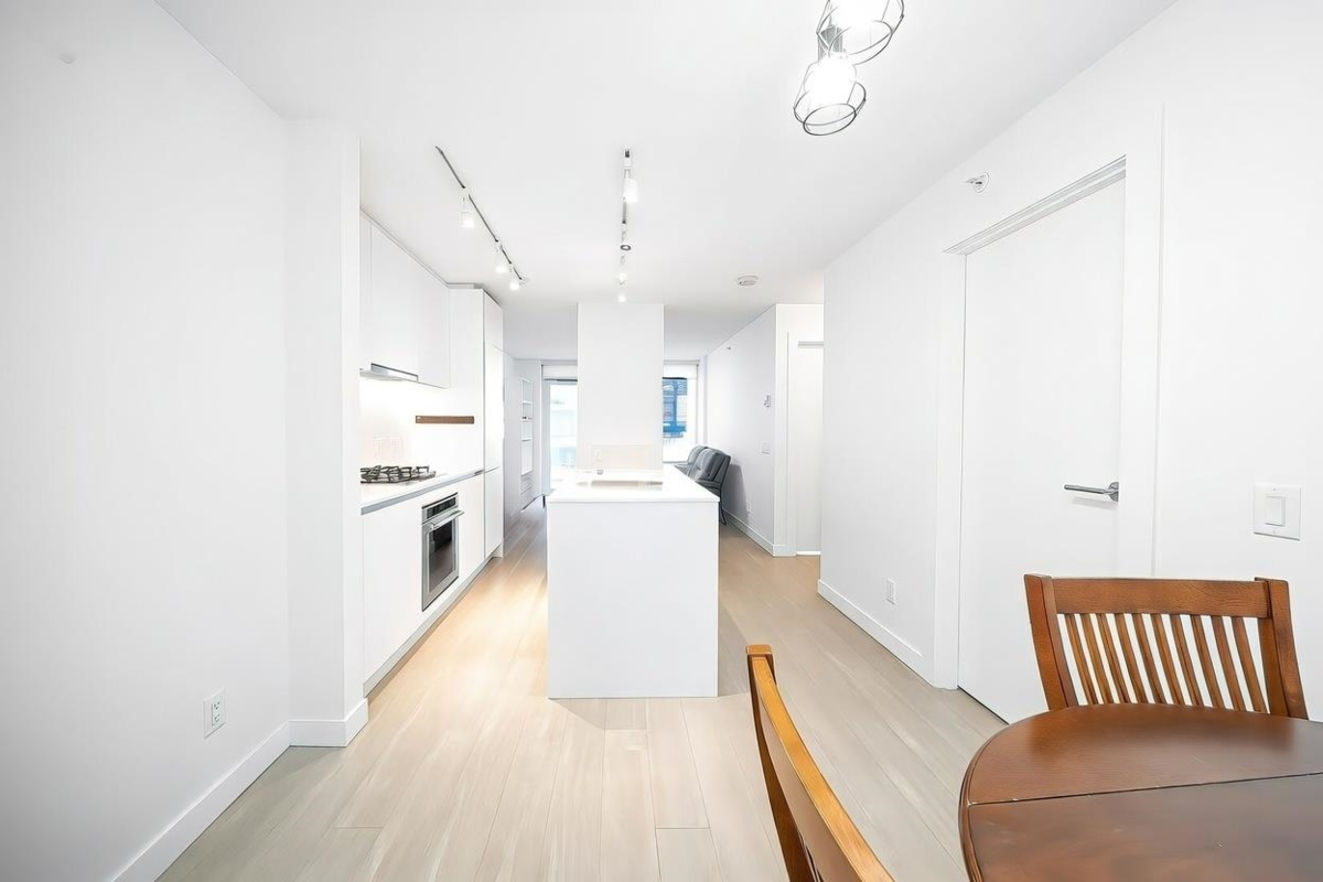 Pantry Photo of 1509 908 Quayside Drive, New Westminster, BC