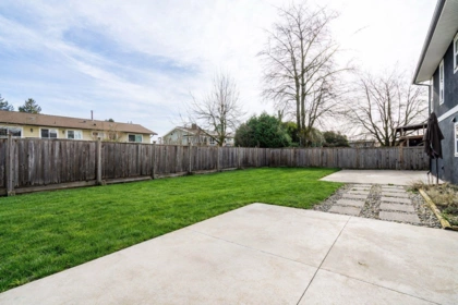 Fitness Center Photo Near 11556 197a Street, Pitt Meadows, BC