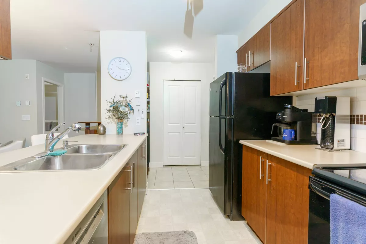 Breakfast Nook Photo of 120 12238 224 Street, Maple Ridge, BC