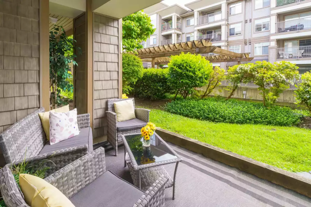 Hallway Photo of 120 12238 224 Street, Maple Ridge, BC