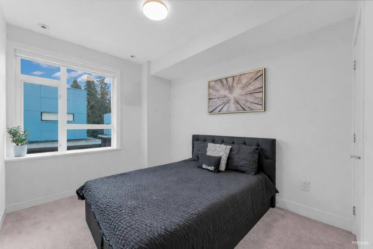 Breakfast Nook Photo of 33 5858 132 Street, Surrey, BC
