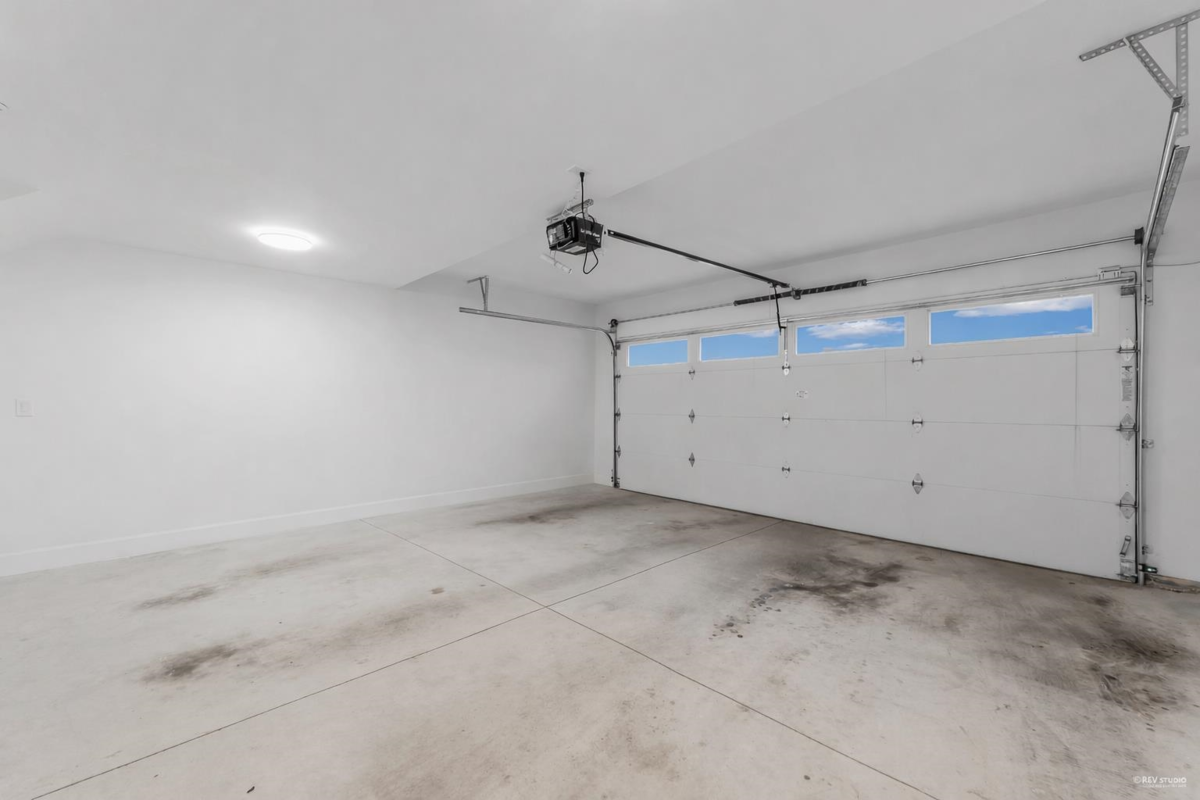 Guest Bathroom Photo of 33 5858 132 Street, Surrey, BC