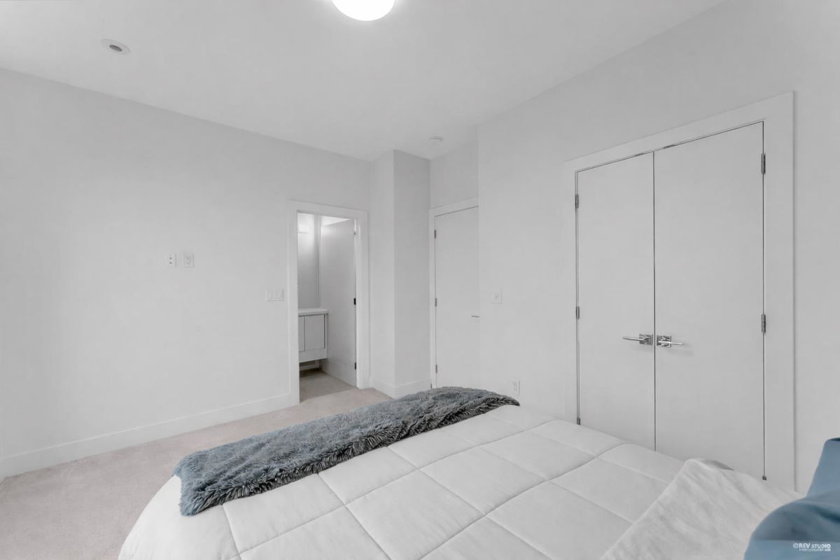 Pantry Photo of 33 5858 132 Street, Surrey, BC