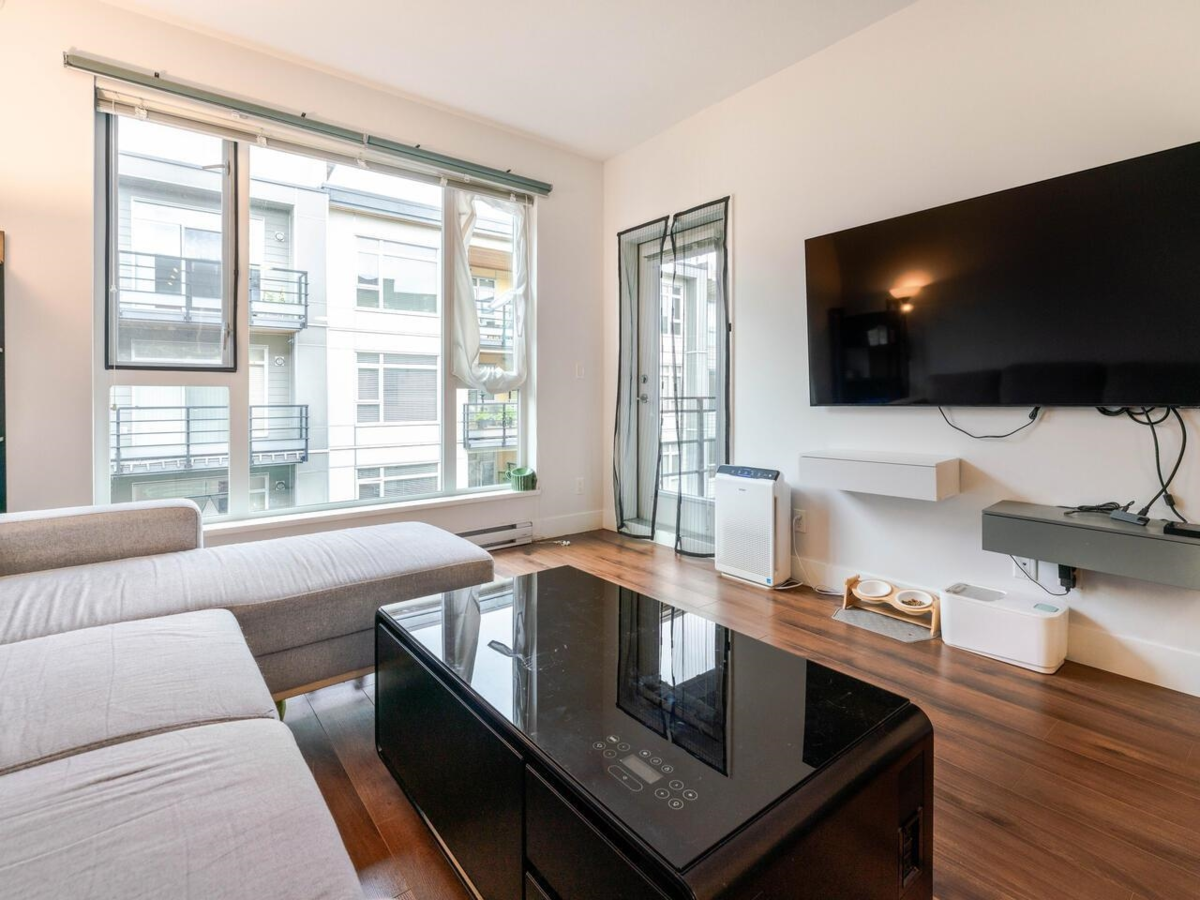 Breakfast Nook Photo of 361 5355 Lane Street, Burnaby, BC