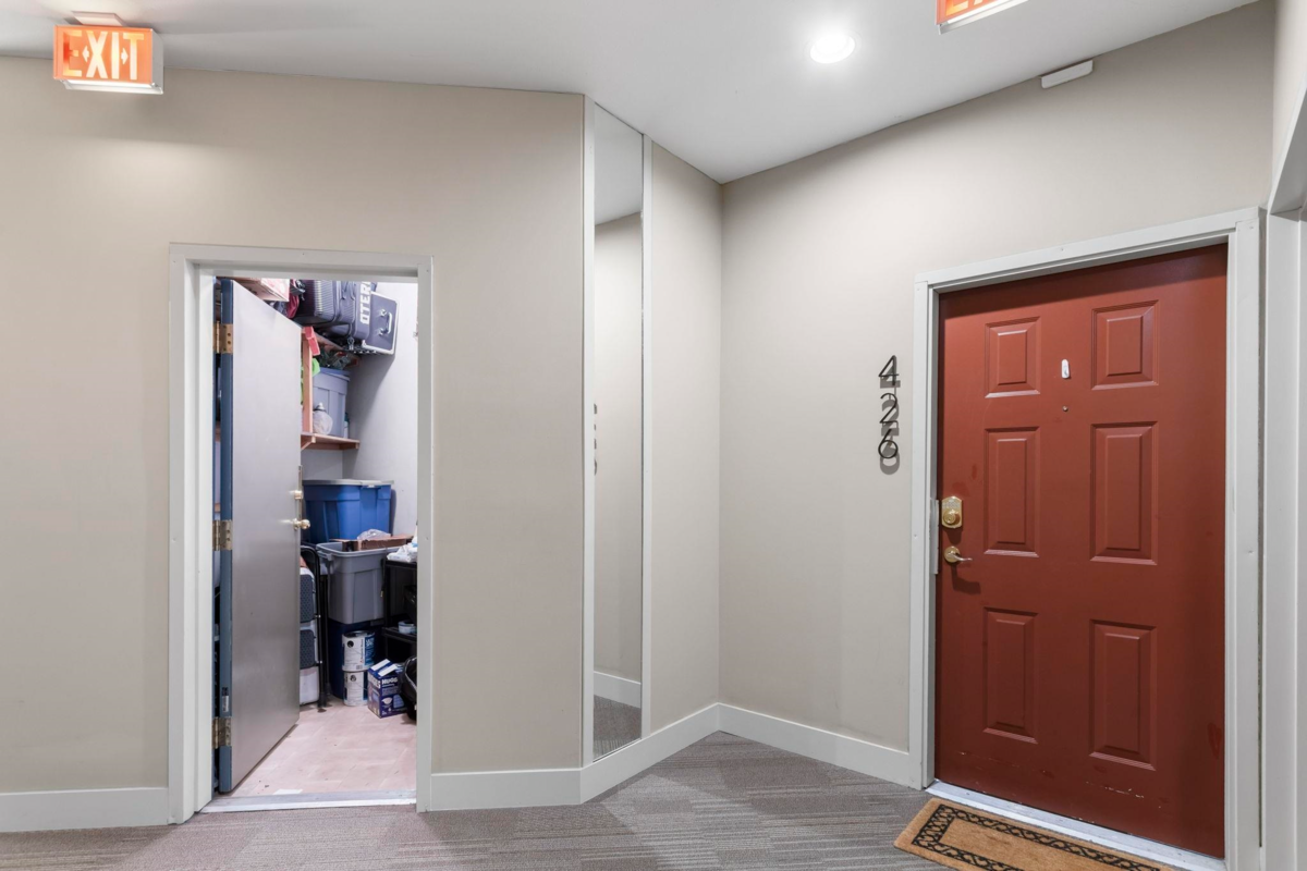 Outdoor Patio Photo of 426 1150 Quayside Drive, New Westminster, BC