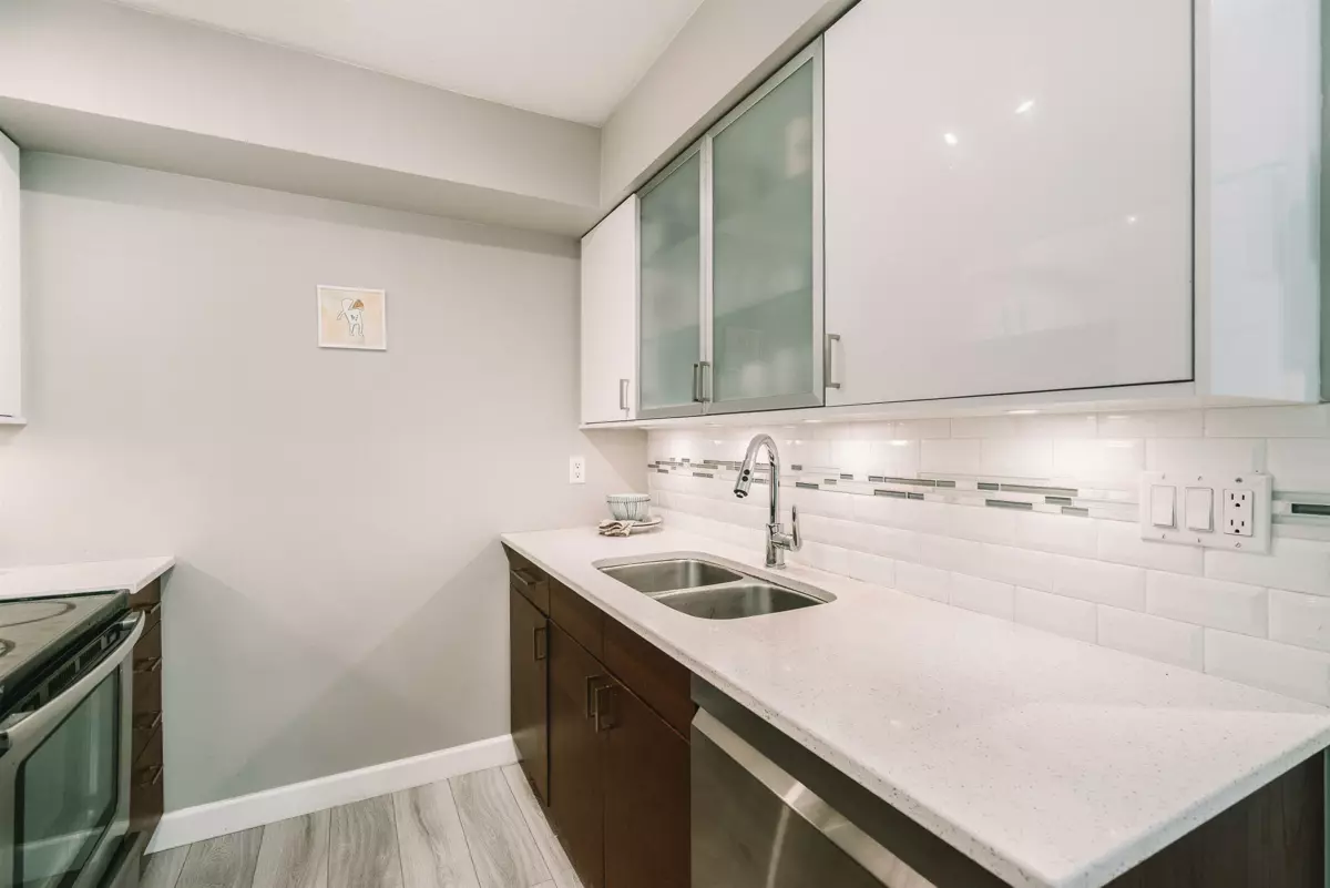 Family Room Photo of 102 1516 E 1st Avenue, Vancouver, BC