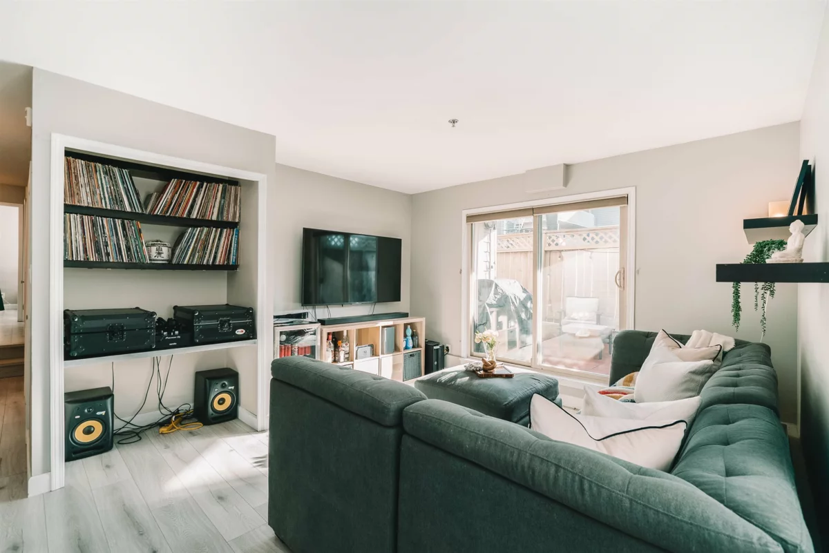 Walk-In Closet Photo of 102 1516 E 1st Avenue, Vancouver, BC