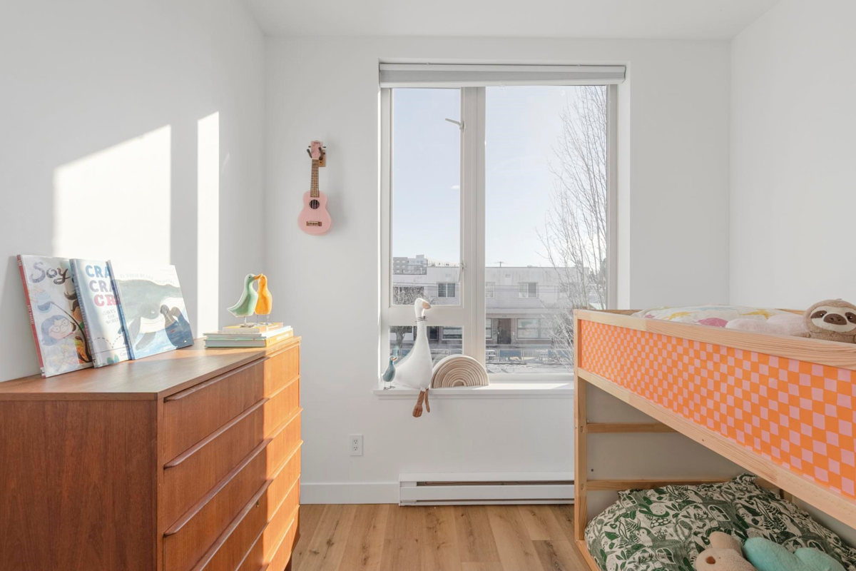 Front Yard Photo of 206 688 E 17th Avenue, Vancouver, BC