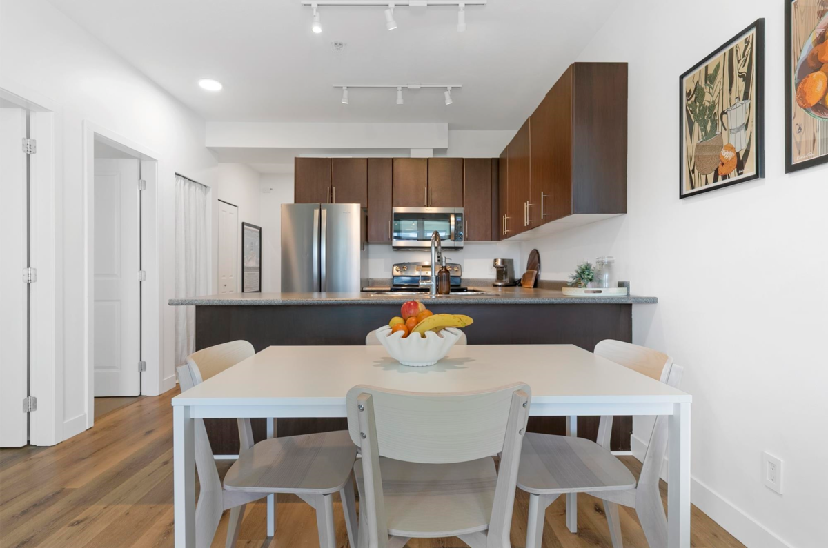 Primary Bathroom Photo of 206 688 E 17th Avenue, Vancouver, BC