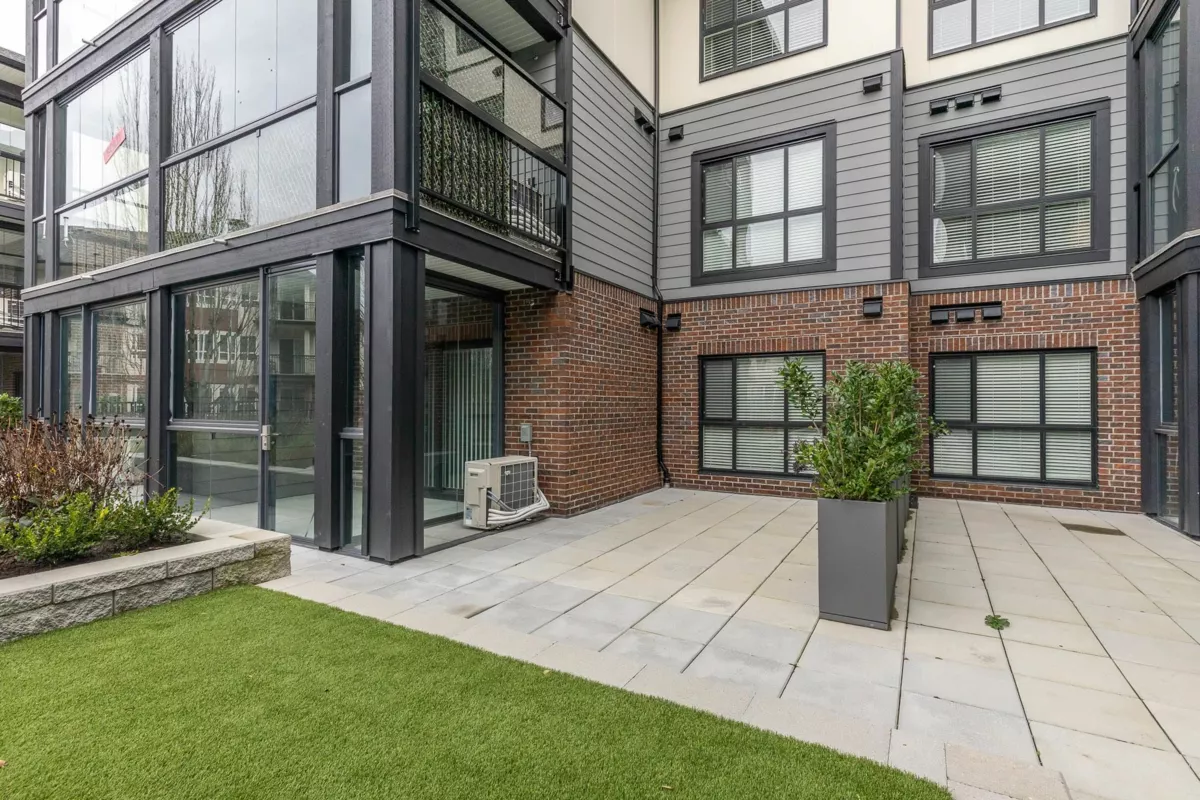 Kitchen Island Photo of 113 8497 Young Road, Chilliwack, BC