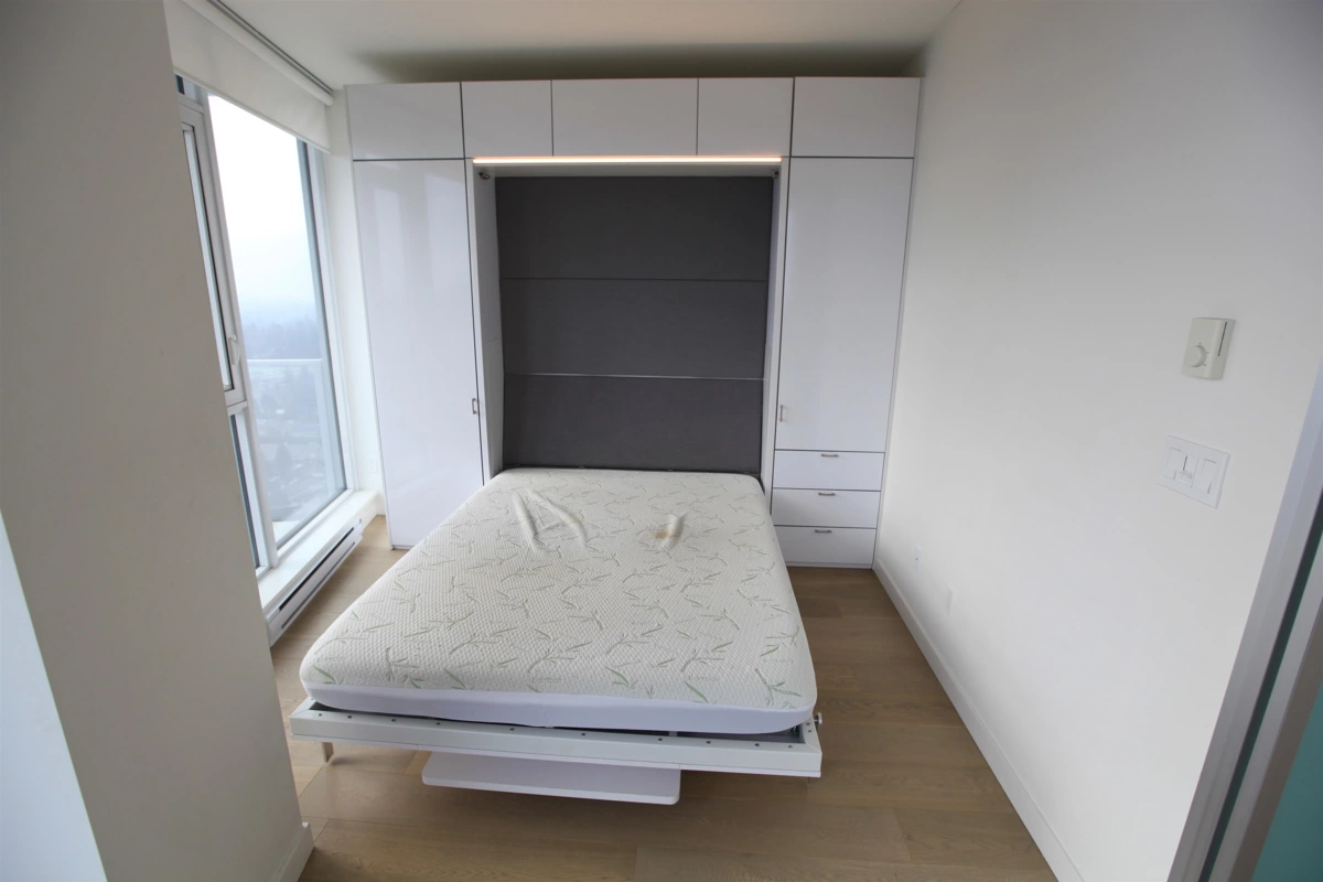 Walk-In Closet Photo of 3110 13438 Central Avenue, Surrey, BC