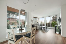 201 108 E 8th Street, North Vancouver, BC