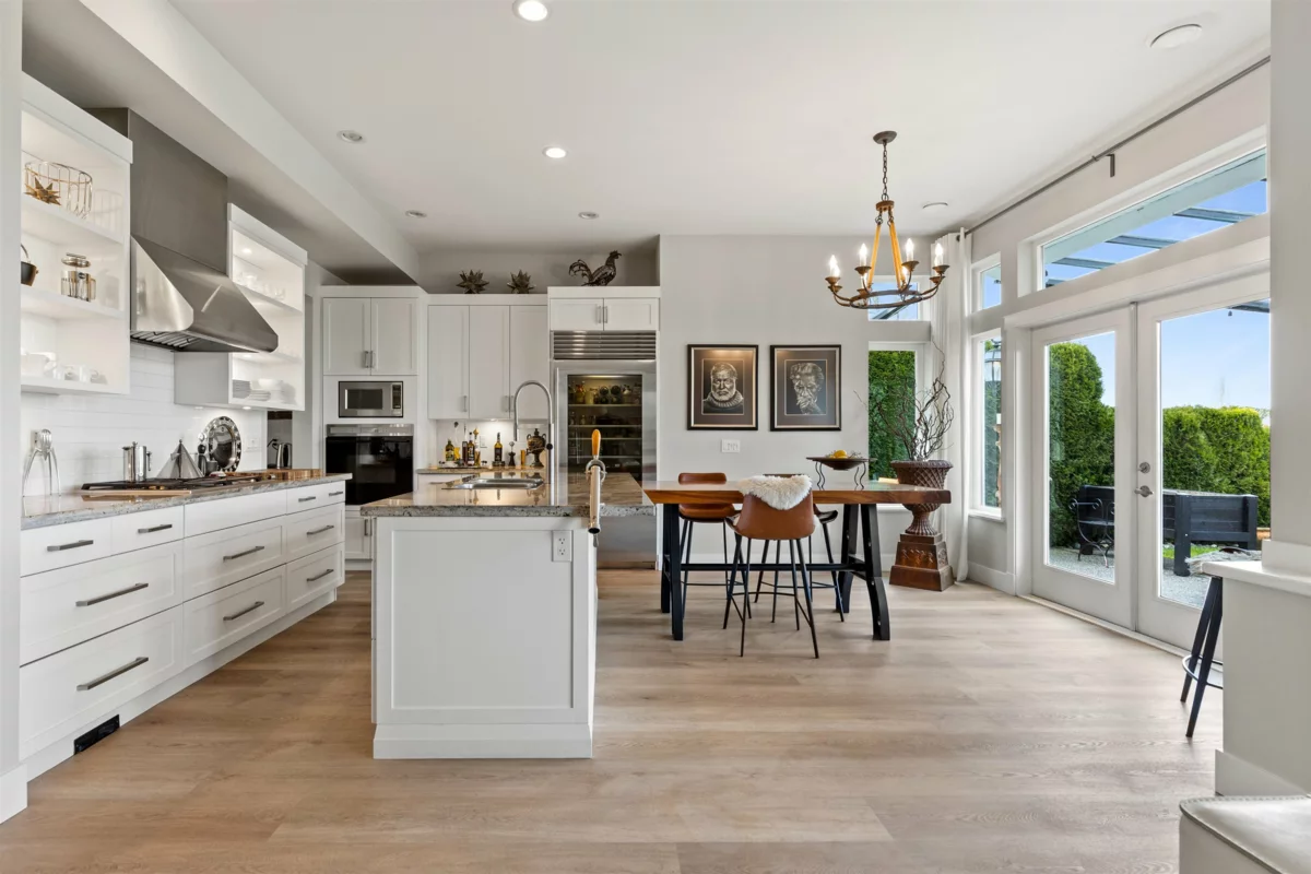 Dining Area Photo of 14279 37 Avenue, Surrey, BC