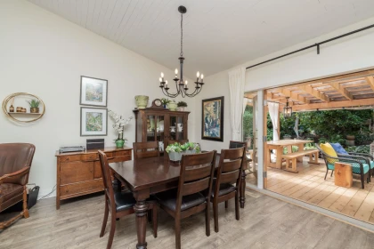 Breakfast Nook Photo of 32558 Murray Avenue, Abbotsford, BC