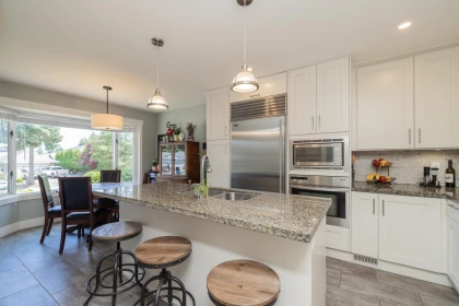 32558 Murray Avenue, Abbotsford, BC, Abbotsford — Single Family Residence for sale