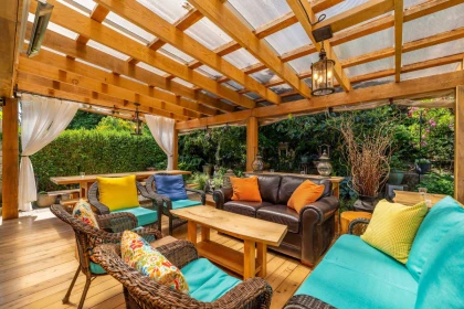 Outdoor Patio Photo of 32558 Murray Avenue, Abbotsford, BC