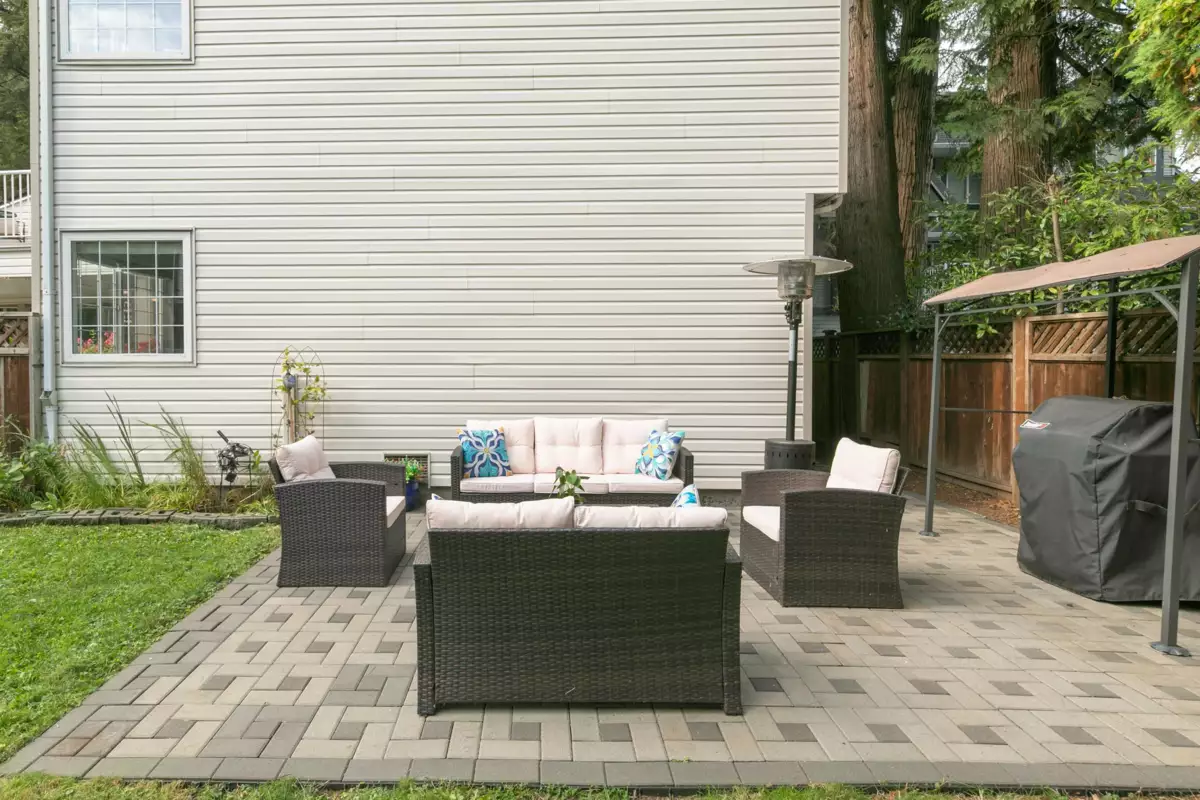 Entry Foyer Photo of 41 2986 Coast Meridian Road, Port Coquitlam, BC