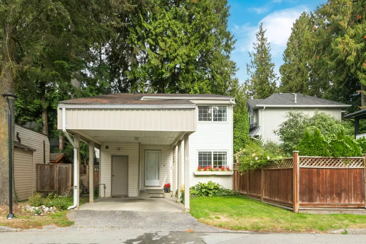 Hallway Photo of 41 2986 Coast Meridian Road, Port Coquitlam, BC