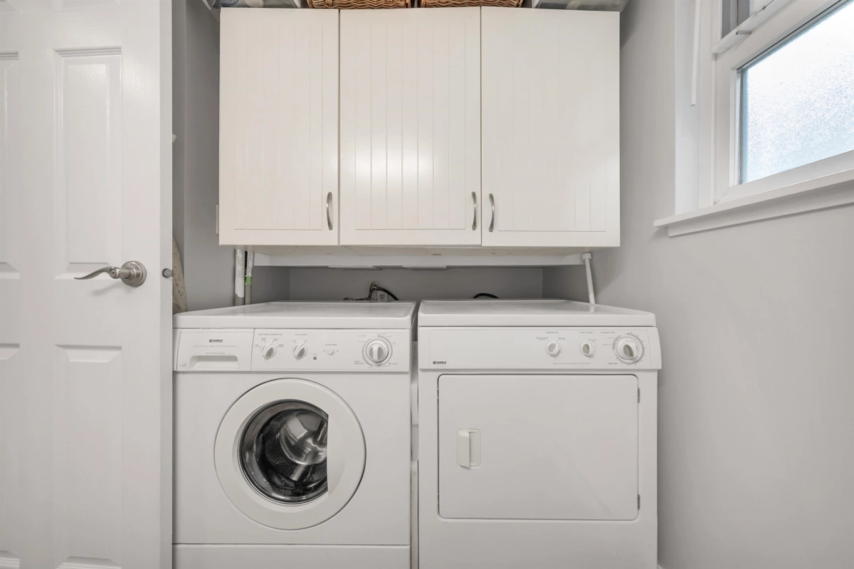 Walk-In Closet Photo of 41 2986 Coast Meridian Road, Port Coquitlam, BC