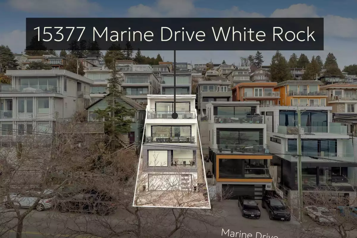 Primary Bedroom Photo of 15377 Marine Drive, White Rock, BC