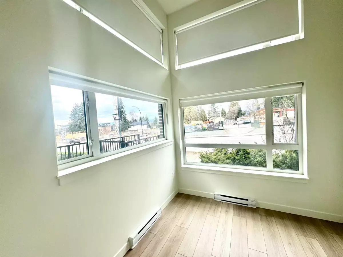 Primary Bathroom Photo of 119 10777 138 Street, Surrey, BC