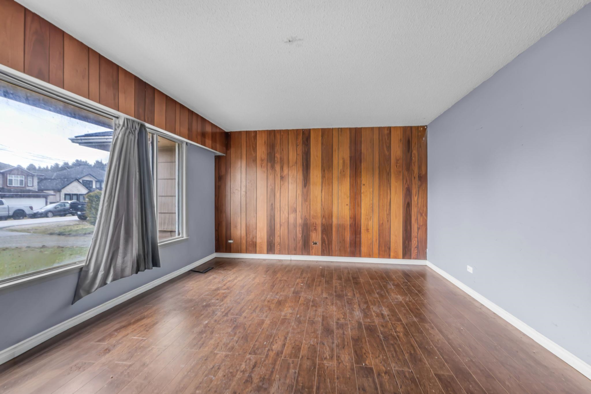Dining Area Photo of 8498 N 122 Street, Surrey, BC