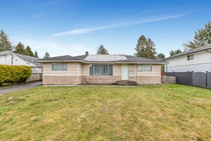 8498 N 122 Street, Surrey, BC, Queen Mary Park Surrey — 3 bed single family residence for sale