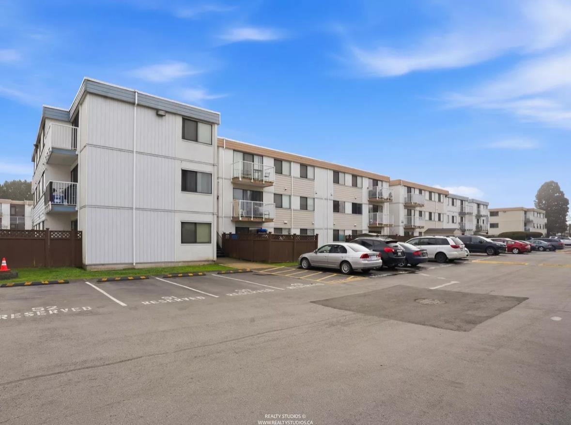 Bedroom 4 Photo of 305 7260 Lindsay Road, Richmond, BC