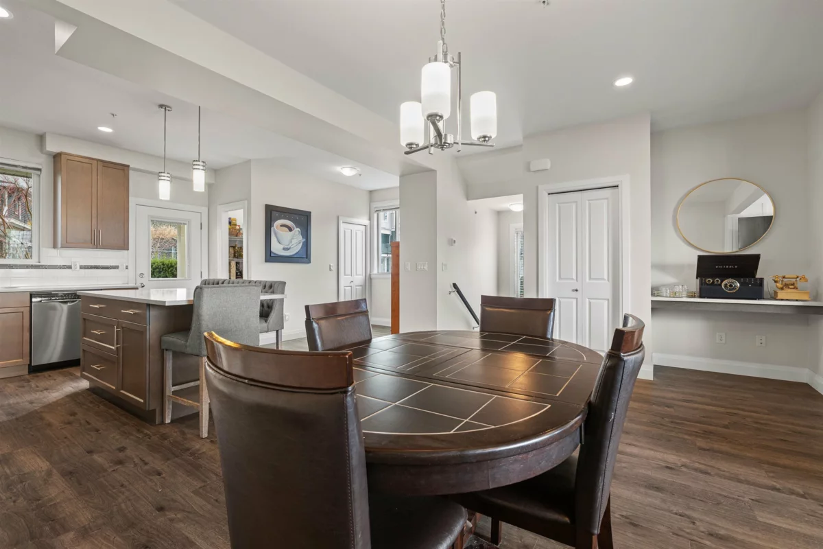 Breakfast Nook Photo of 48 6026 Lindeman Street, Chilliwack, BC