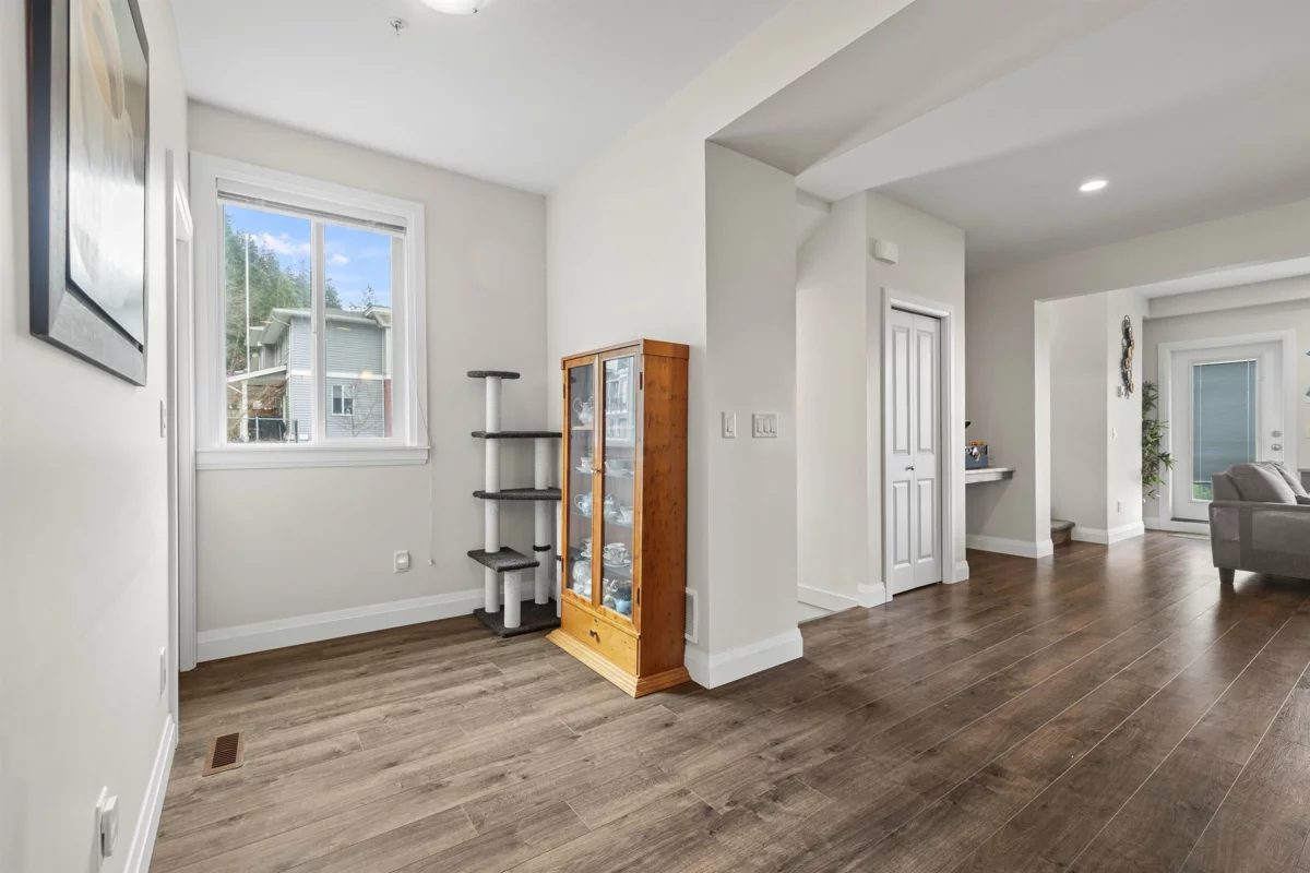 Kitchen Island Photo of 48 6026 Lindeman Street, Chilliwack, BC
