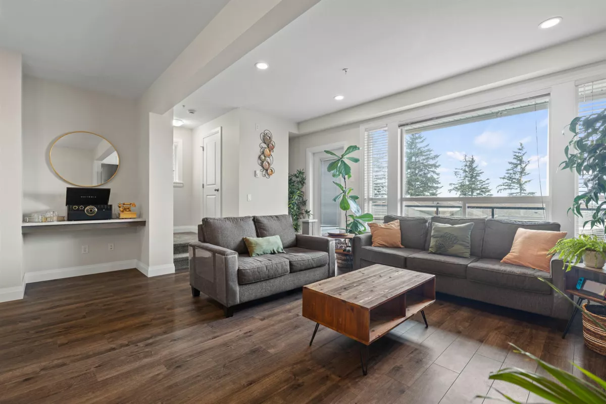 Walk-In Closet Photo of 48 6026 Lindeman Street, Chilliwack, BC