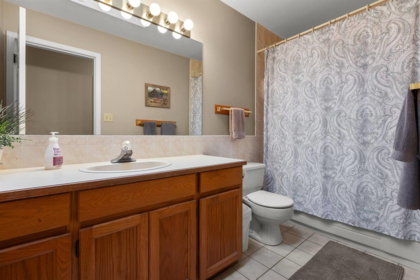 Laundry Room Photo of 16328 108a Avenue, Surrey, BC