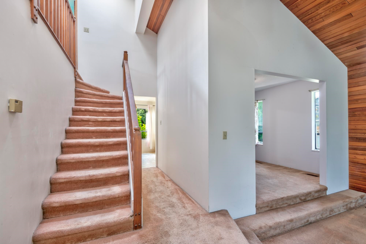 Family Room Photo of 5202 Hollywood Drive, Richmond, BC