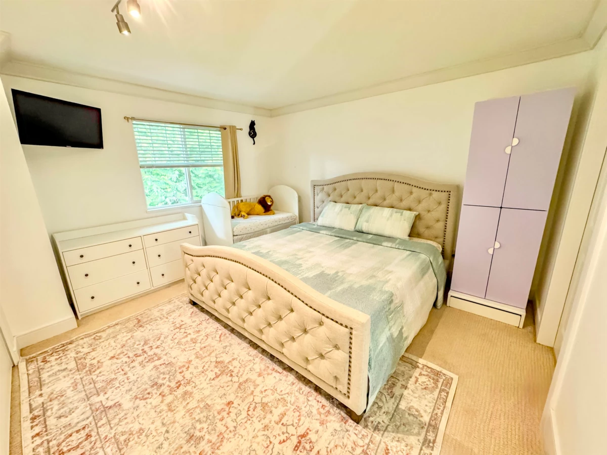 Walk-In Closet Photo of 62 6533 121 Street, Surrey, BC