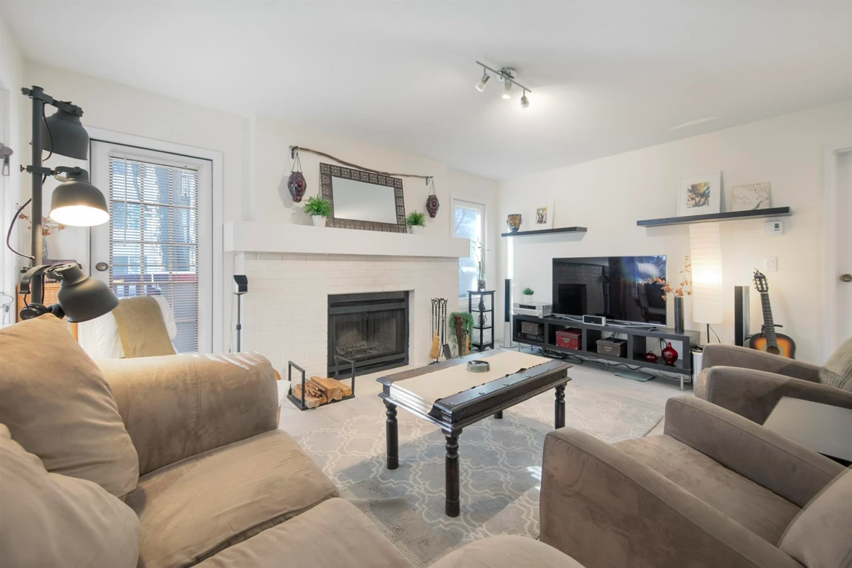 Breakfast Nook Photo of 124 7531 Minoru Boulevard, Richmond, BC