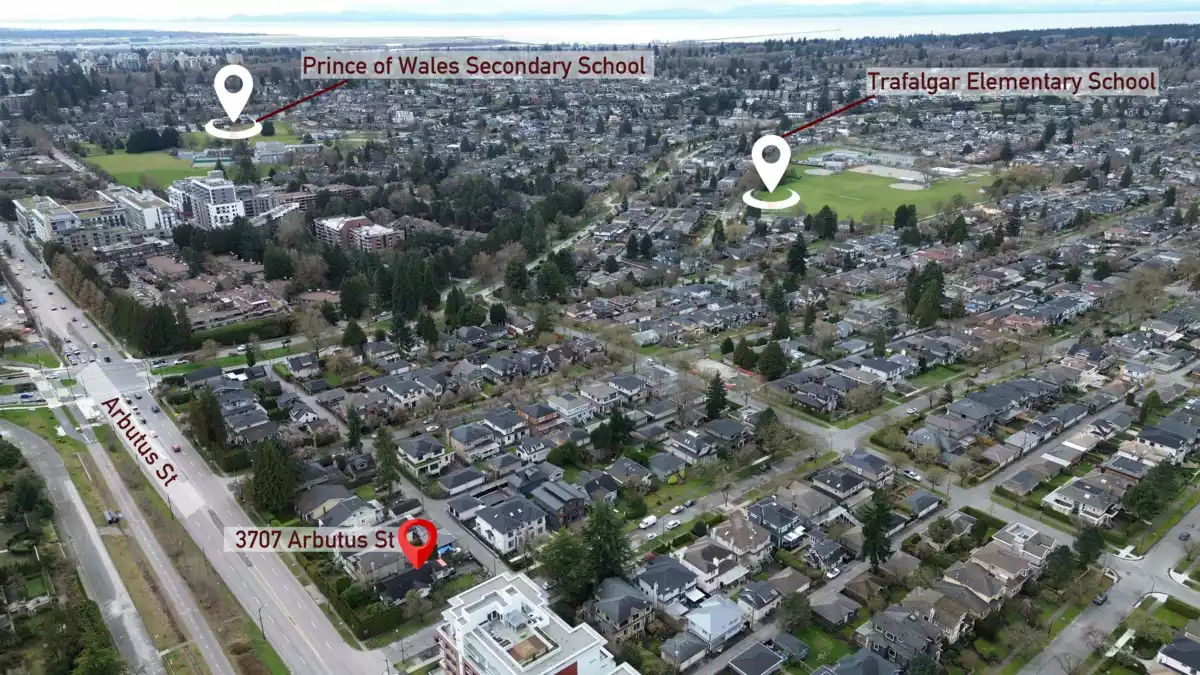 Family Room Photo of 3707 Arbutus Street, Vancouver, BC