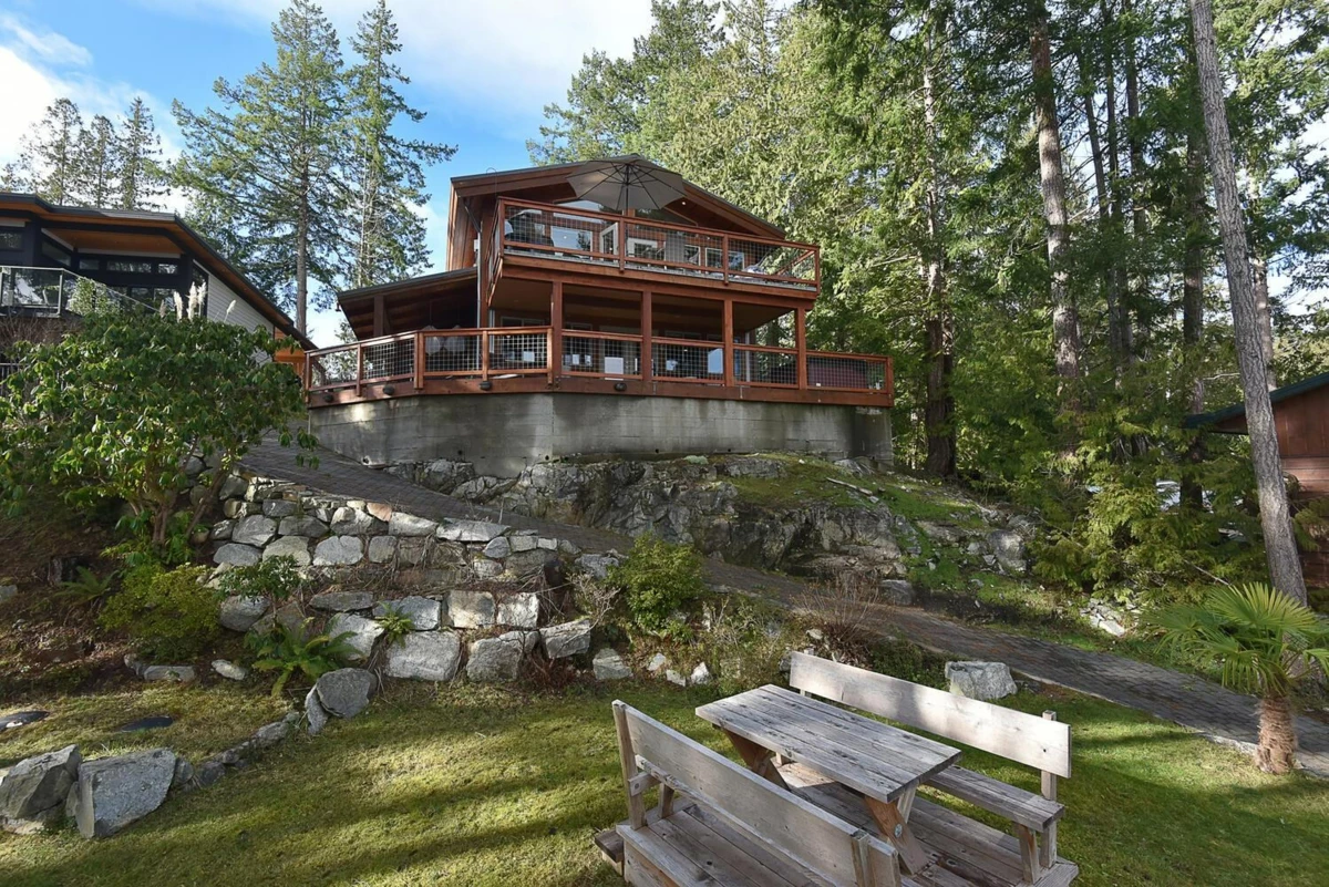 Aerial View of 4650 Gerrans Bay Road, Madeira Park, BC