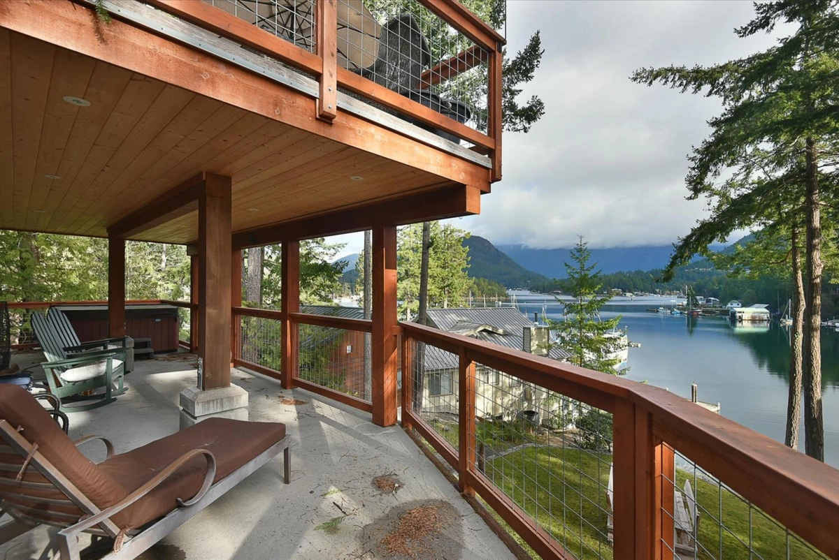 Garden / Landscaping Photo of 4650 Gerrans Bay Road, Madeira Park, BC