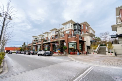 Aerial View of 303 2950 King George Boulevard, Surrey, BC