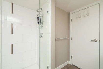 Loft / Bonus Room Photo of 303 2950 King George Boulevard, Surrey, BC