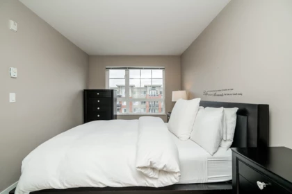 Powder Room Photo of 303 2950 King George Boulevard, Surrey, BC