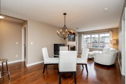Primary Bedroom Photo of 303 2950 King George Boulevard, Surrey, BC