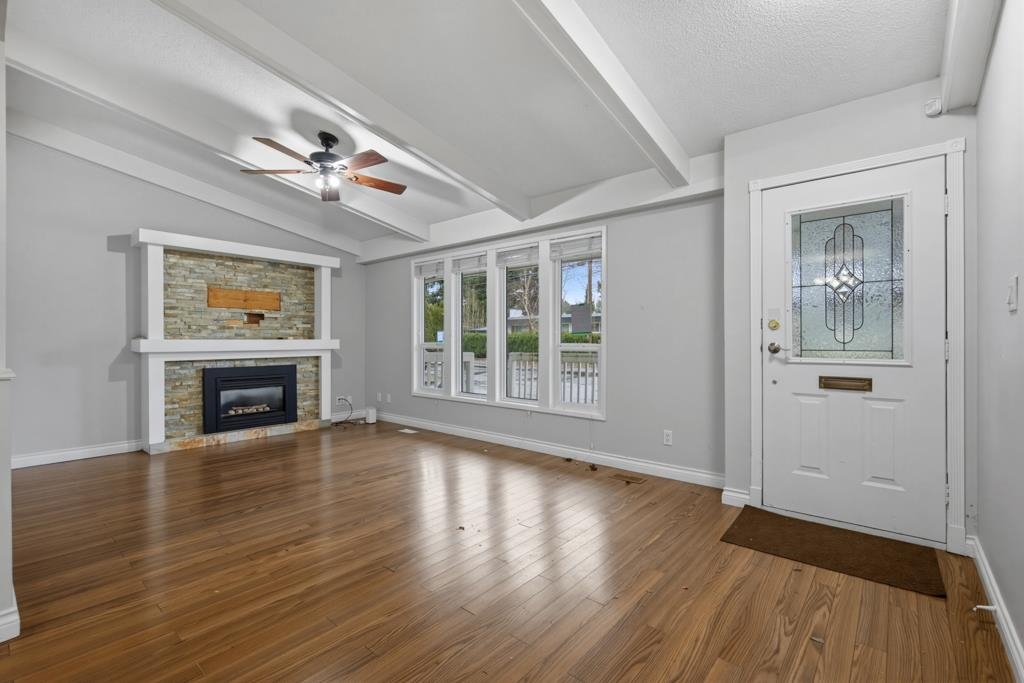 Living Room Photo of 2259 Lynden Street, Abbotsford, BC