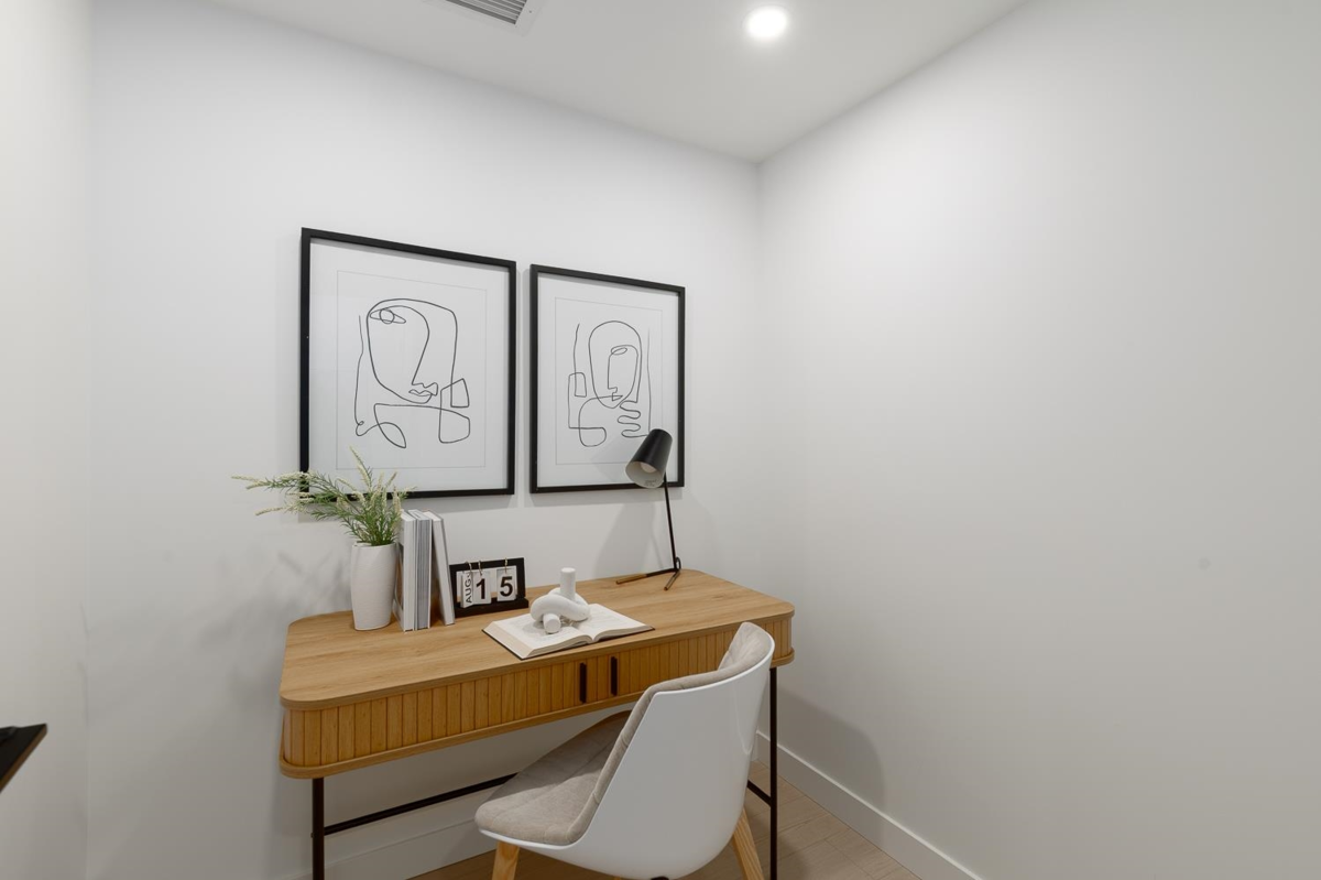 Primary Bathroom Photo of 208 2339 E 34th Avenue, Vancouver, BC