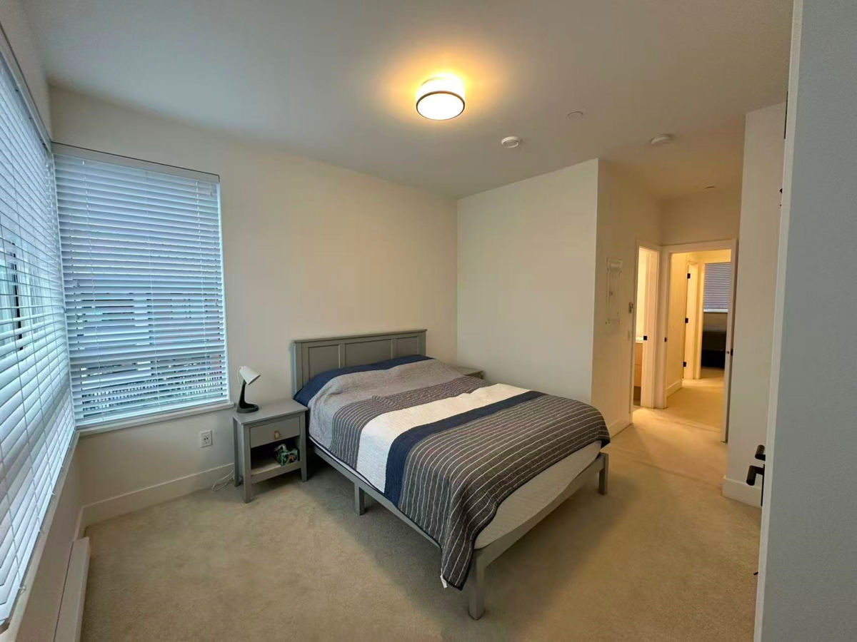 Guest Bathroom Photo of 38015 Fairwater Place, Squamish, BC