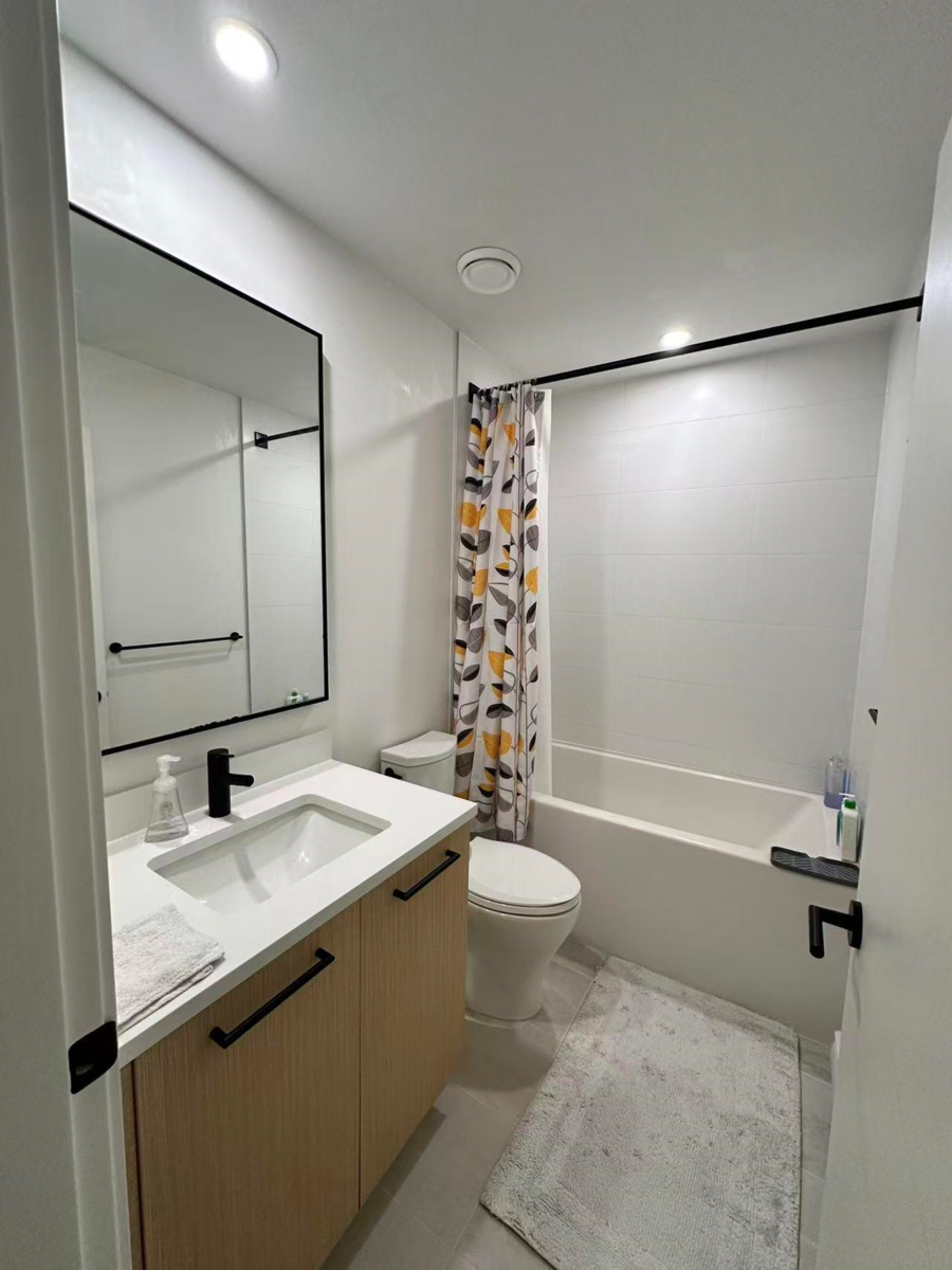 Laundry Room Photo of 38015 Fairwater Place, Squamish, BC