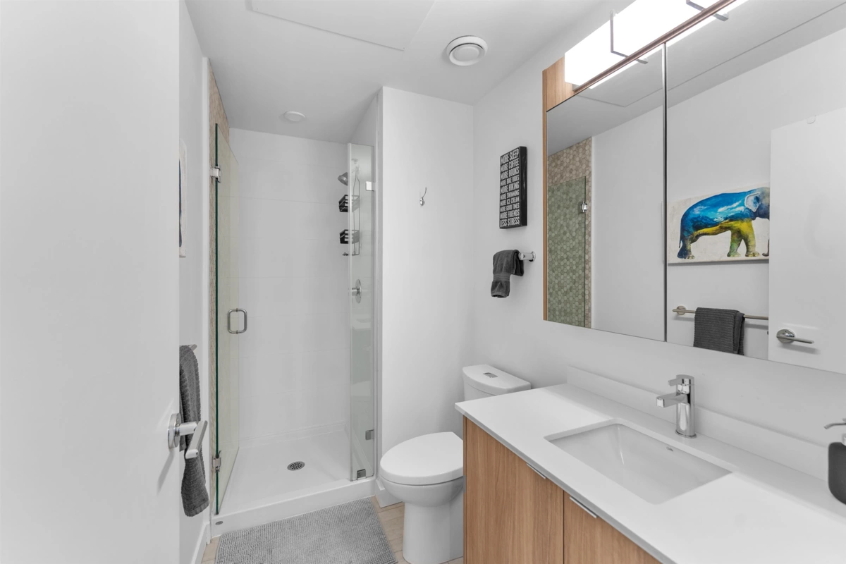 Walk-In Closet Photo of 104 610 Brantford Street, New Westminster, BC