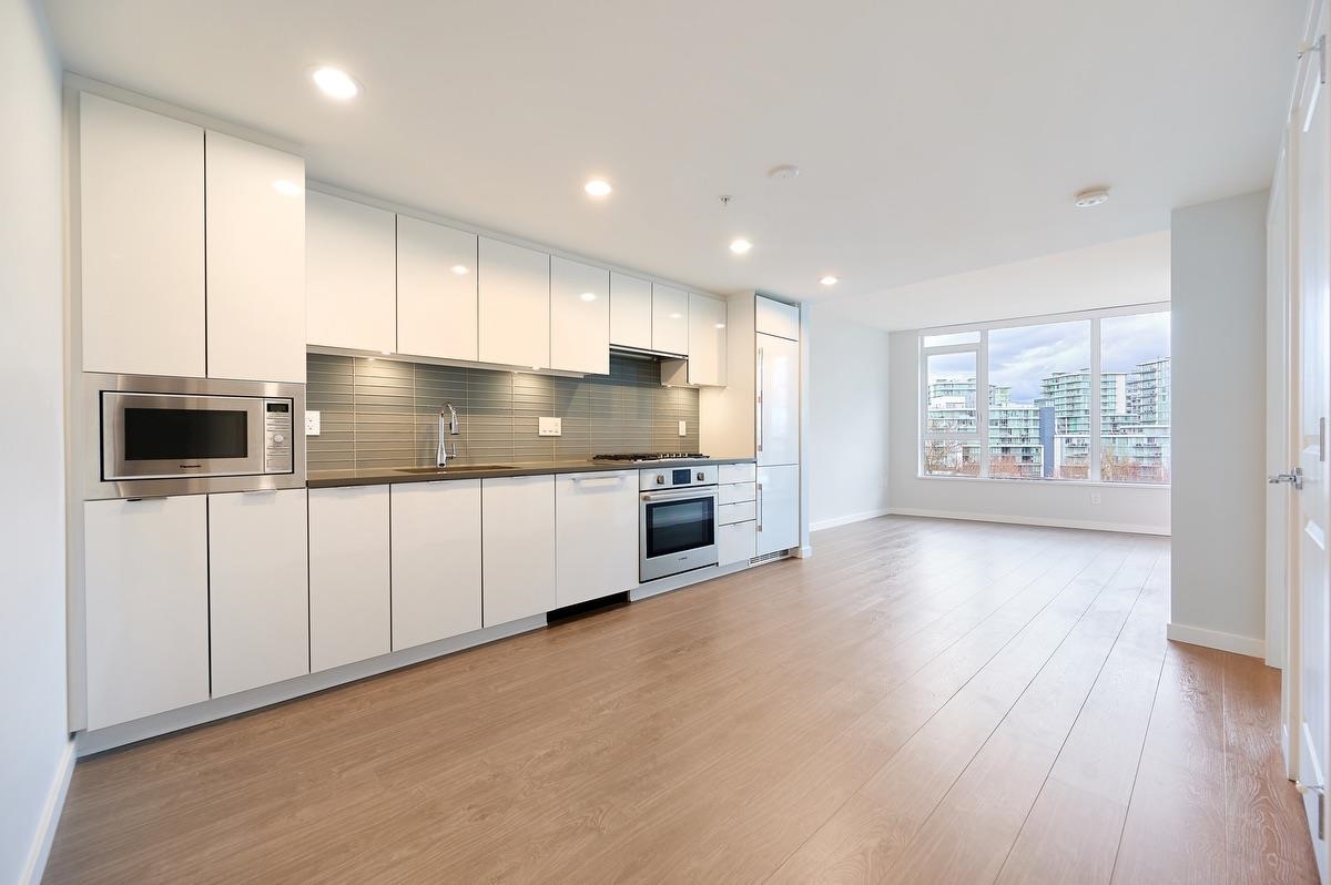 Family Room Photo of 708 3331 Brown Road, Richmond, BC