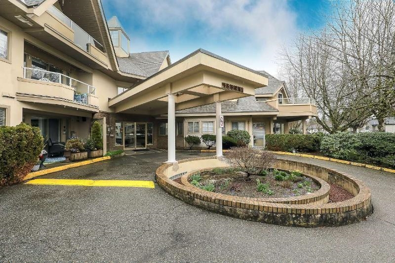 Front Yard Photo of 206 19241 Ford Road, Pitt Meadows, BC